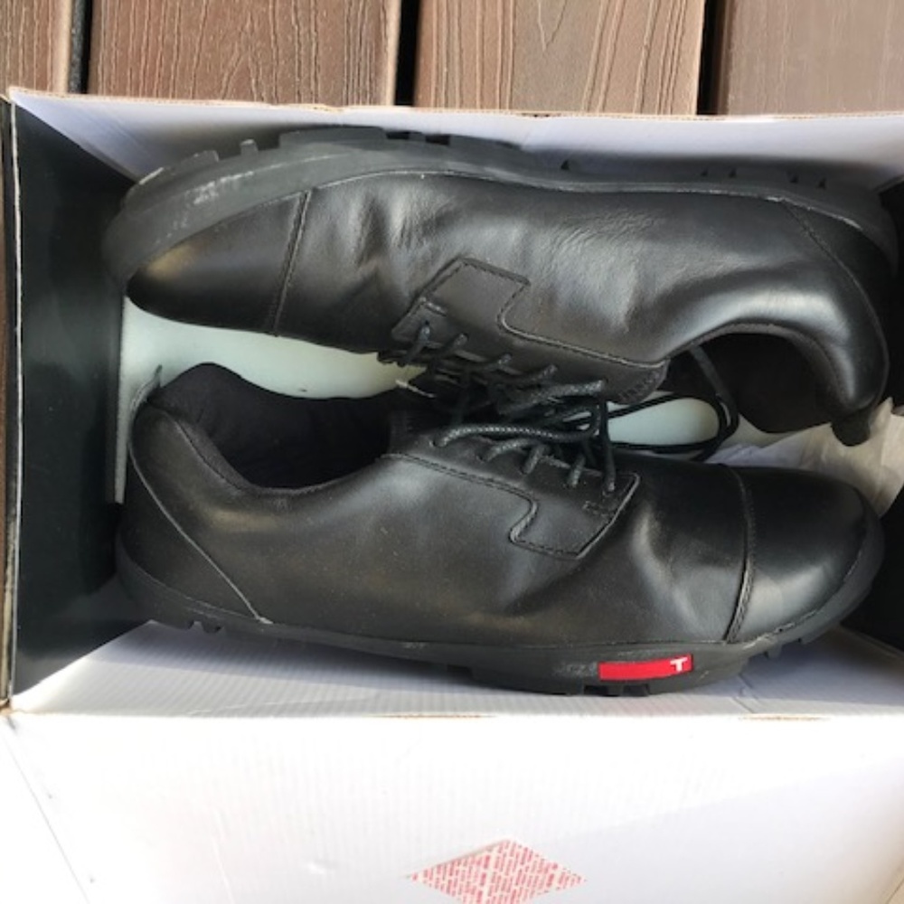New TRUE linkswear Men's Golf shoes